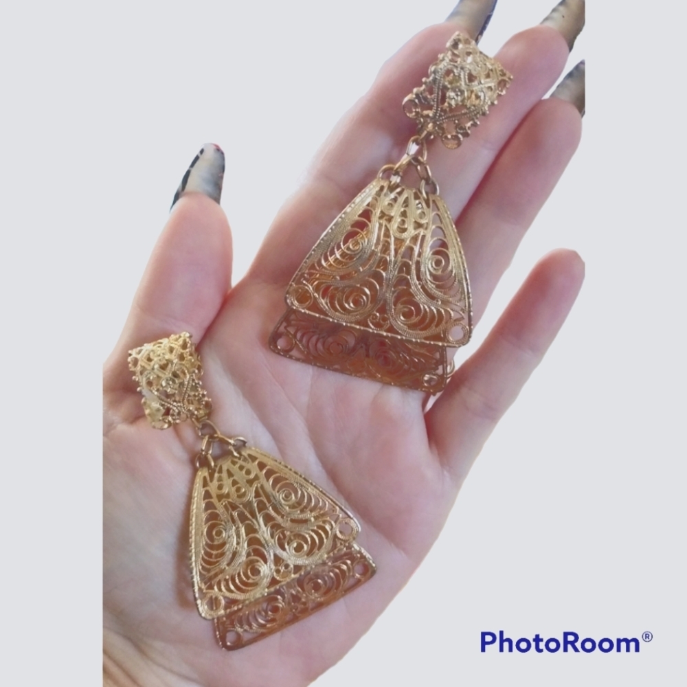 Napier filigree vintage dangle earrings clip on ornate